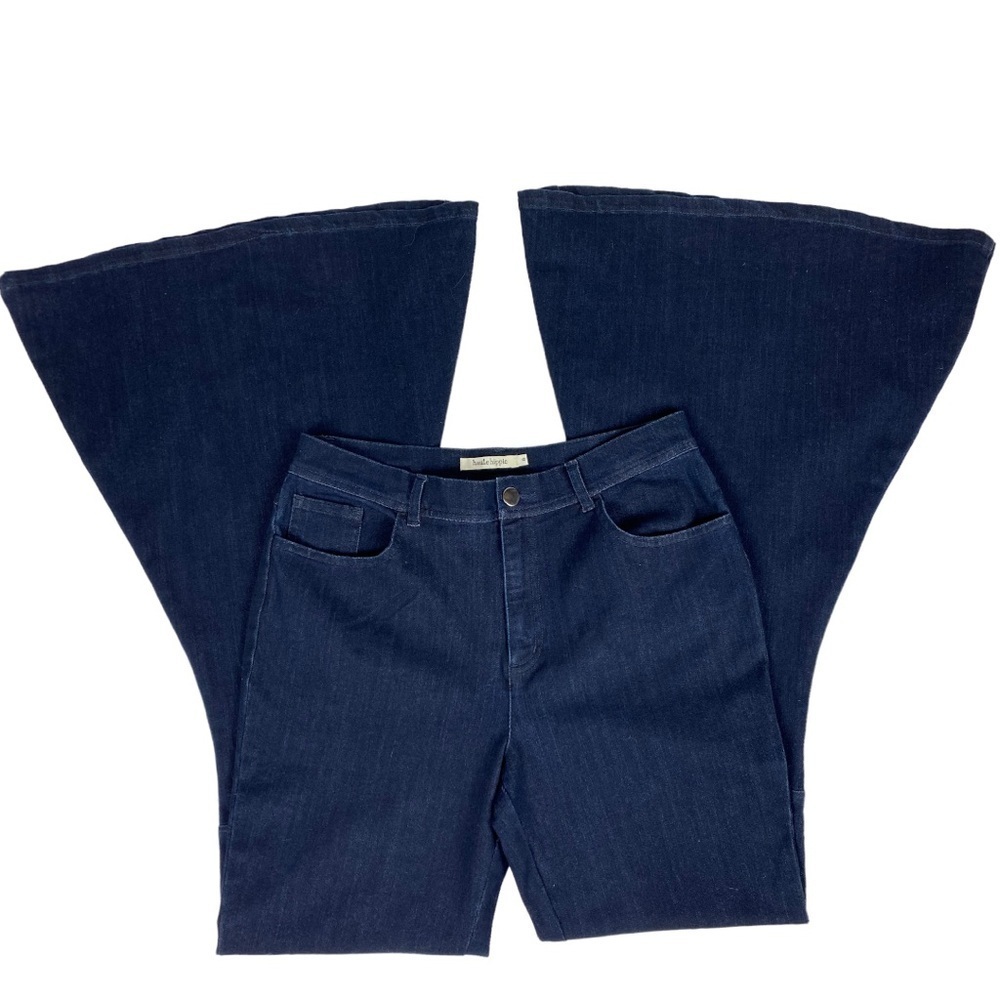 Haute Hippie Fit & Flare Bell Bottom Jeans in Dark Denim Wash - NEW - Picture 4 of 16